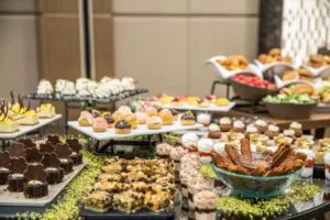 رستوران هتل کلاریون گولدن هورن