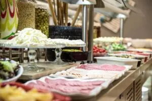 رستوران هتل کلاریون گولدن هورن