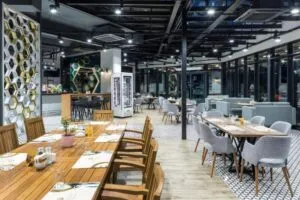 کافه رستوران هتل کلاریون گولدن هورن