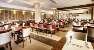 رستوران هتل توسان بیچ ریزورت کوش آداسی