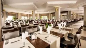 رستوران هتل توسان بیچ ریزورت کوش آداسی