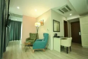 سوئیت هتل دولابوری