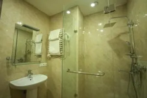 سرویس حمام هتل دولابوری