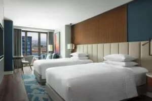 اتاق دبل توئین هتل ماریوت ازمیر