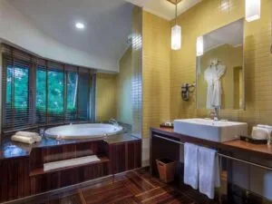 سرویس حمام دستشویی هتل رکسوس سان گیت