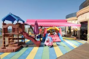 اتاق کودک هتل بی پریمیوم بدروم