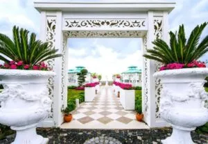 هتل بی پریمیوم بدروم