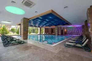 استخر هتل شروود اکسکلوسیو لارا آنتالیا