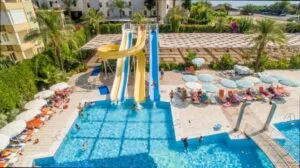 پارک آبی ریزورت اند اسپا