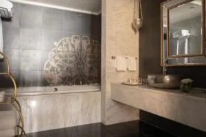 سرویس بهداشتی هتل جمیرا امارات تاورز دبی