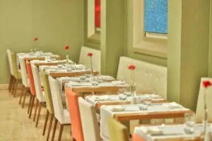 رستوران هتل رامادا تکسیم استانبول