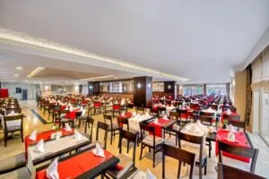 هتل سی لایف بوکت ریزورت اند بیچ