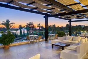 هتل سی لایف بوکت ریزورت اند بیچ