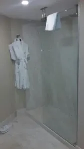 سرویس حمام هتل تکسیم گونین استانبول