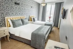 اتاق تریپل هتل پرا لایف