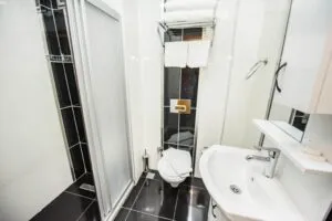 سرویس بهداشتی هتل پرا لایف