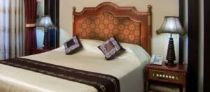 اتاق دبل هتل قصر الضیافه مشهد