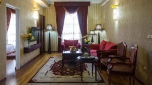 سوئیت 2خوابه هتل قصر الضیافه مشهد