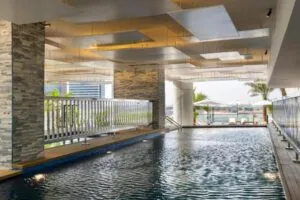 استخر هتل پارک ریجز بیزنس بی دبی