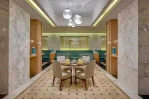 هتل رویال کنتیننتال دبی