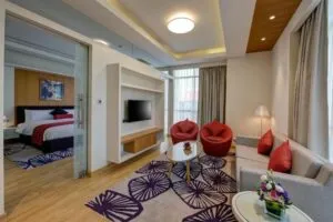 سوئیت هتل رویال کنتیننتال دبی