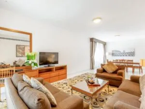 هتل گلدن سندز کریک