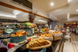 هتل گلدن سندز کریک