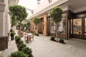 هتل تایتانیک دلوکس گلف بلک