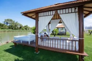 هتل تایتانیک دلوکس گلف بلک