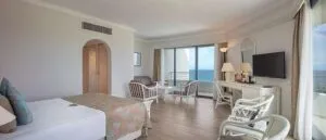 اتاق هتل میراژ پارک ریزورت