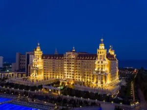 هتل رویال هالیدی