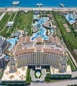 هتل رویال هالیدی