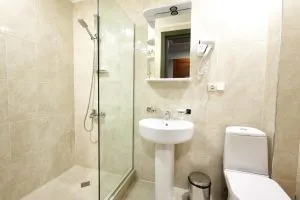 اتاق هتل گرین تاور تفلیس