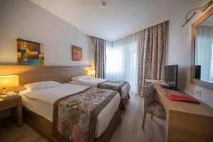 اتاق هتل رامادا ریزورت لارا