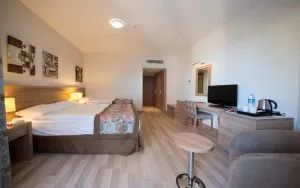 اتاق هتل رامادا ریزورت لارا