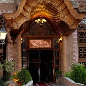 نمای هتل کریم خان