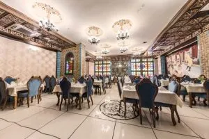 رستوران هتل کریم خان شیراز
