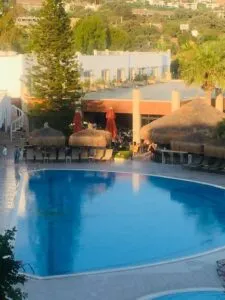 هتل کادیکاله ریزورت