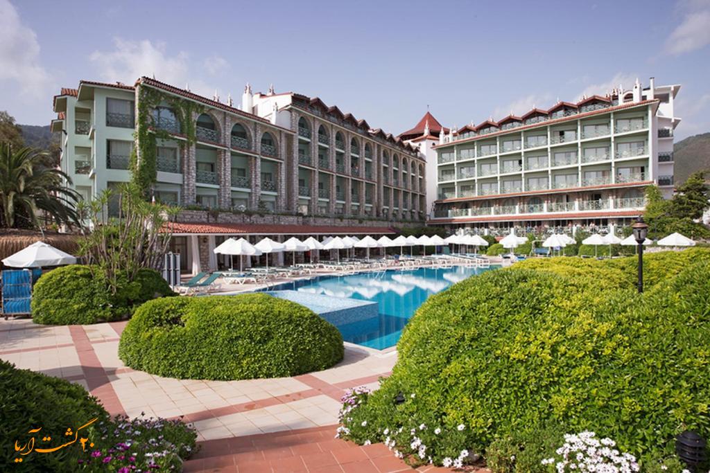 نمای هتل مارتی لا پرلا