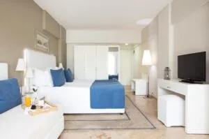 اتاق هتل مارتی لا پرلا