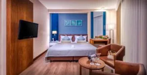 اتاق هتل بایا لارا