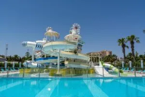 هتل بایا لارا