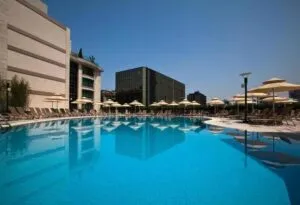 هتل رادیسون بلو شیشلی