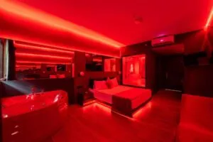 اتاق هتل آمون بلک