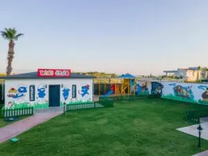 هتل لاویا لارا