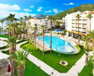 هتل آیدیل بیچ ریزورت