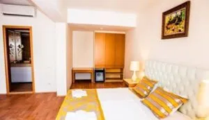 اتاق هتل لدونیا دل ماره