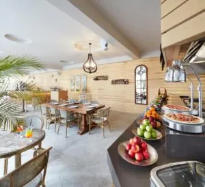 هتل لالیلا بلو