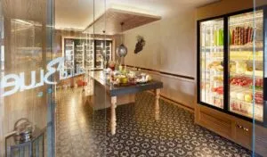 هتل لالیلا بلو