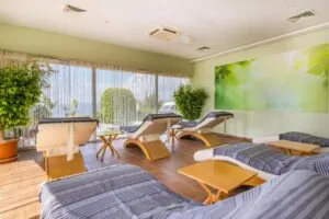 هتل فوراور کلاب